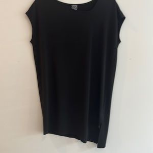 Blank tunic with diagonal hem